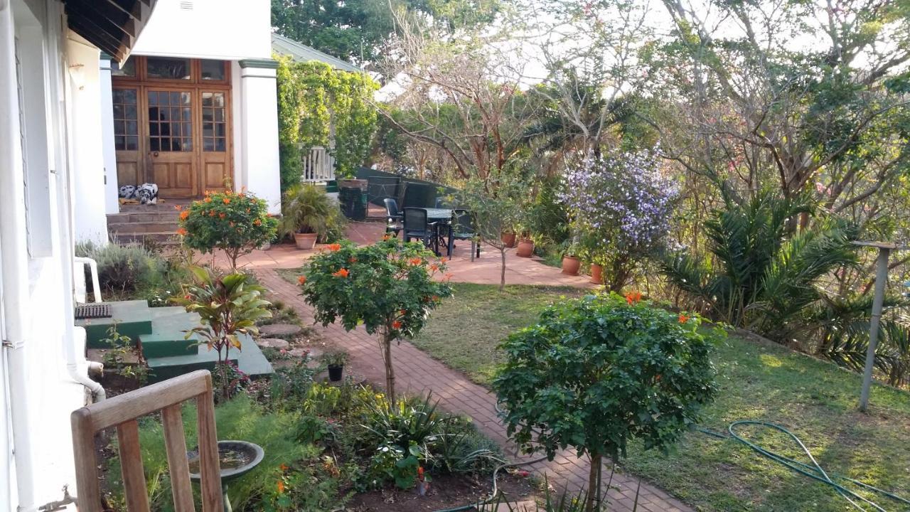 Royston Hall Historical Guesthouse Umtentweni Eksteriør bilde