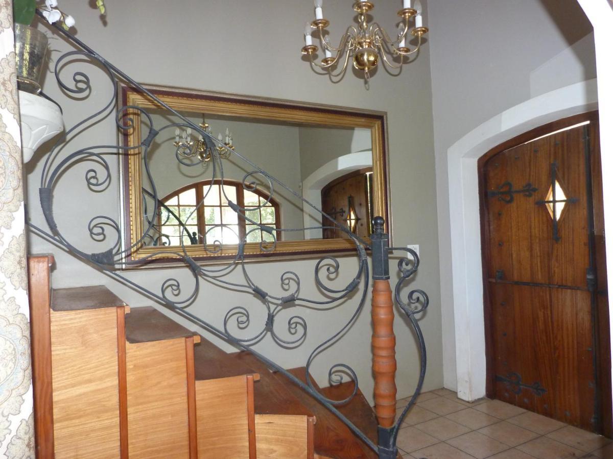 Royston Hall Historical Guesthouse Umtentweni Eksteriør bilde