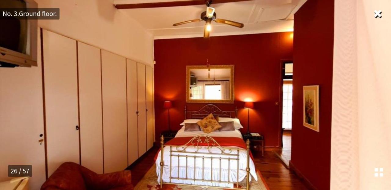 Royston Hall Historical Guesthouse Umtentweni Eksteriør bilde