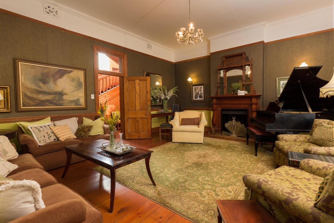 Royston Hall Historical Guesthouse Umtentweni Eksteriør bilde