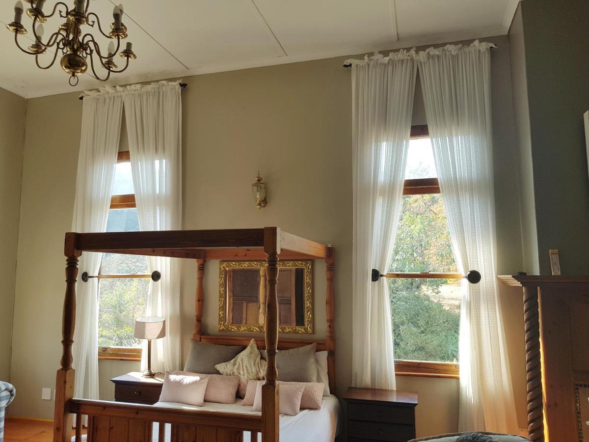 Royston Hall Historical Guesthouse Umtentweni Eksteriør bilde