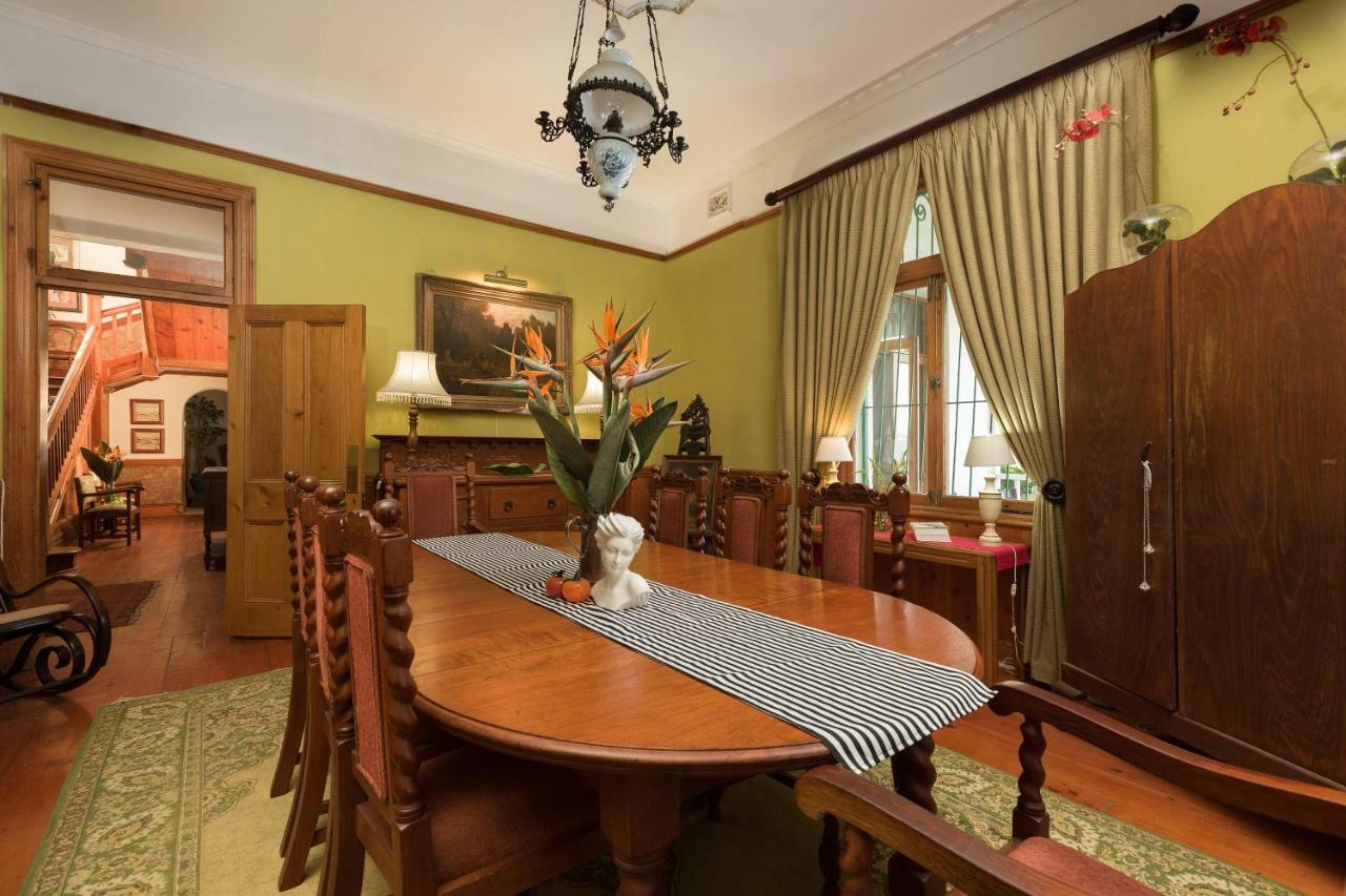 Royston Hall Historical Guesthouse Umtentweni Eksteriør bilde